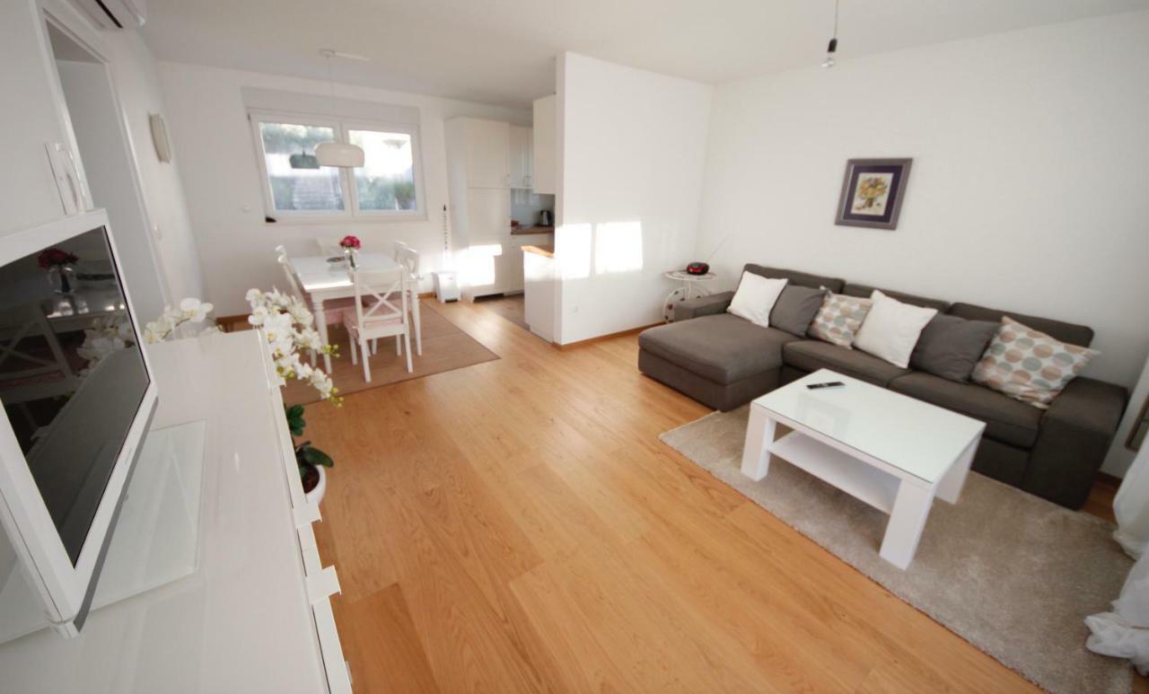 Villa More Makarska Bagian luar foto