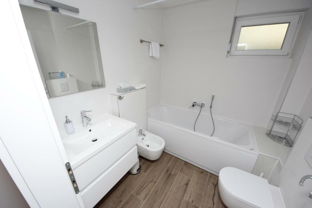 Villa More Makarska Bagian luar foto