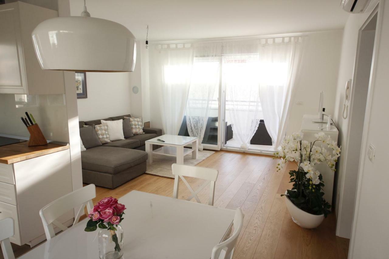 Villa More Makarska Bagian luar foto