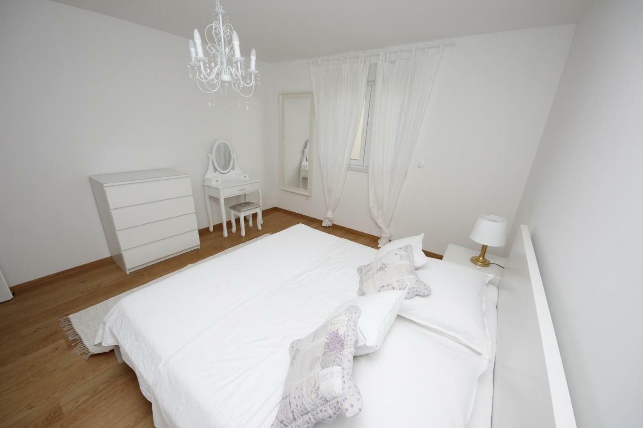 Villa More Makarska Bagian luar foto